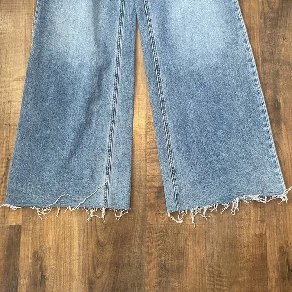 Cello High Rise Wide Leg Jeans Metallic Raw Hem Distressed Size 1 - Picture 5 of 8